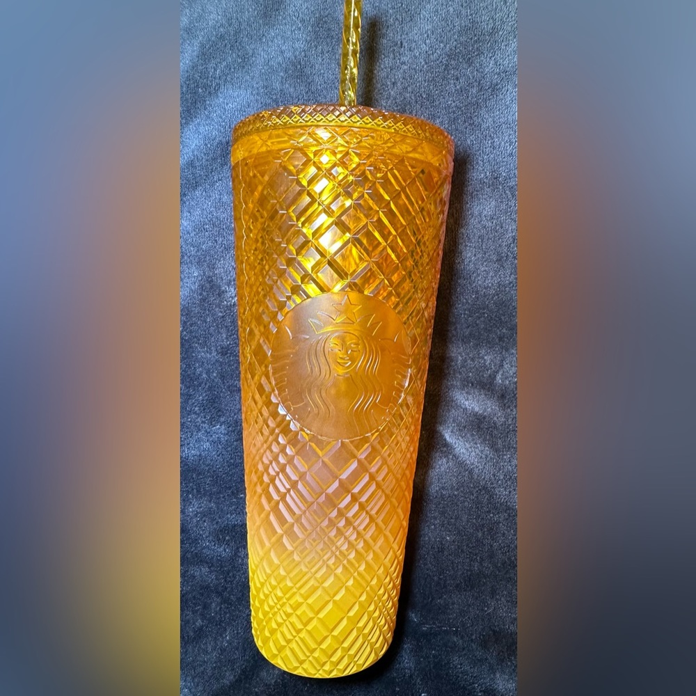 STARBUCKS CUP